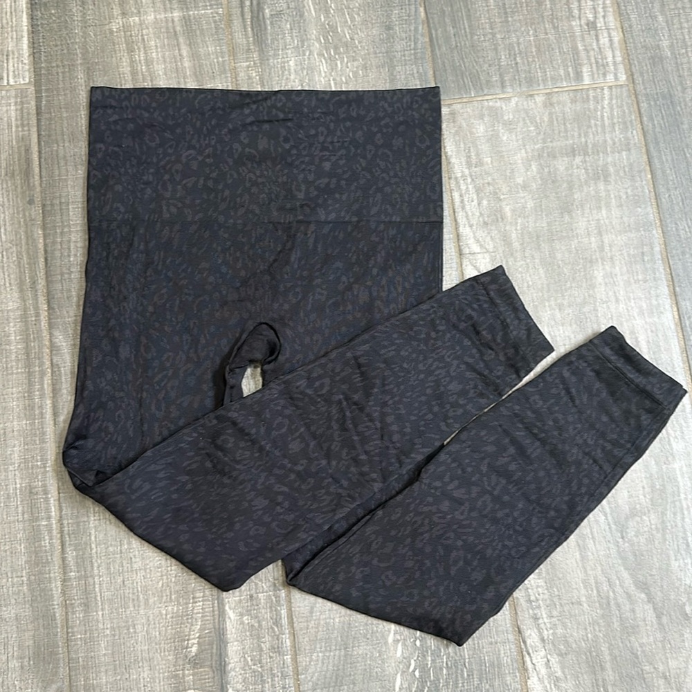 Spanx leggings size large